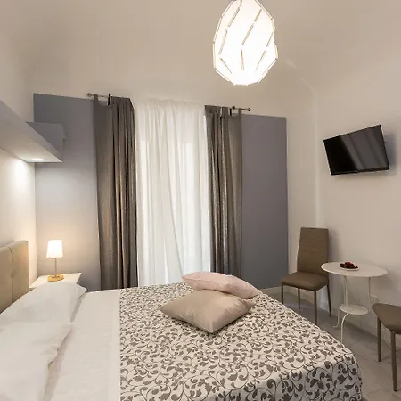 San Peter Angels Two 3* Rom